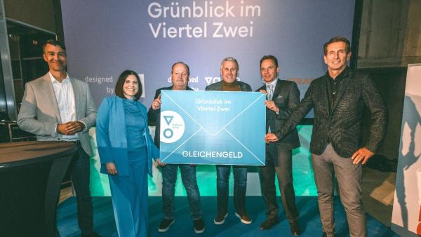 Dachgleichenfeier des Wohnhochhauses „Grünblick“ im Viertel Zwei