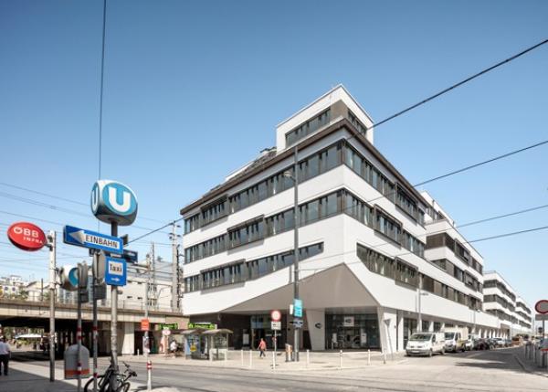 Holzhybrid-Bürohaus in Wien