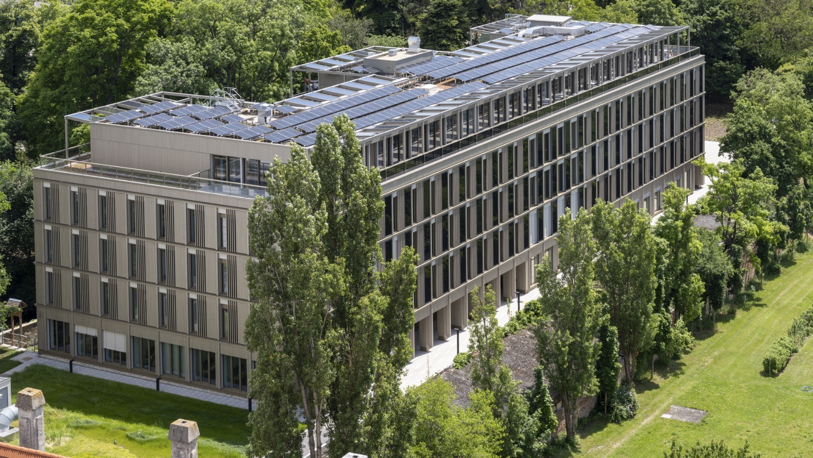  ICONIC AWARD 2025 für das Revitalisierungsprojekt Europäisches Patentamt Wien