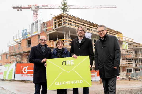 Mödling: Dachgleiche für Wohnhausanlage am Fliegenspitz