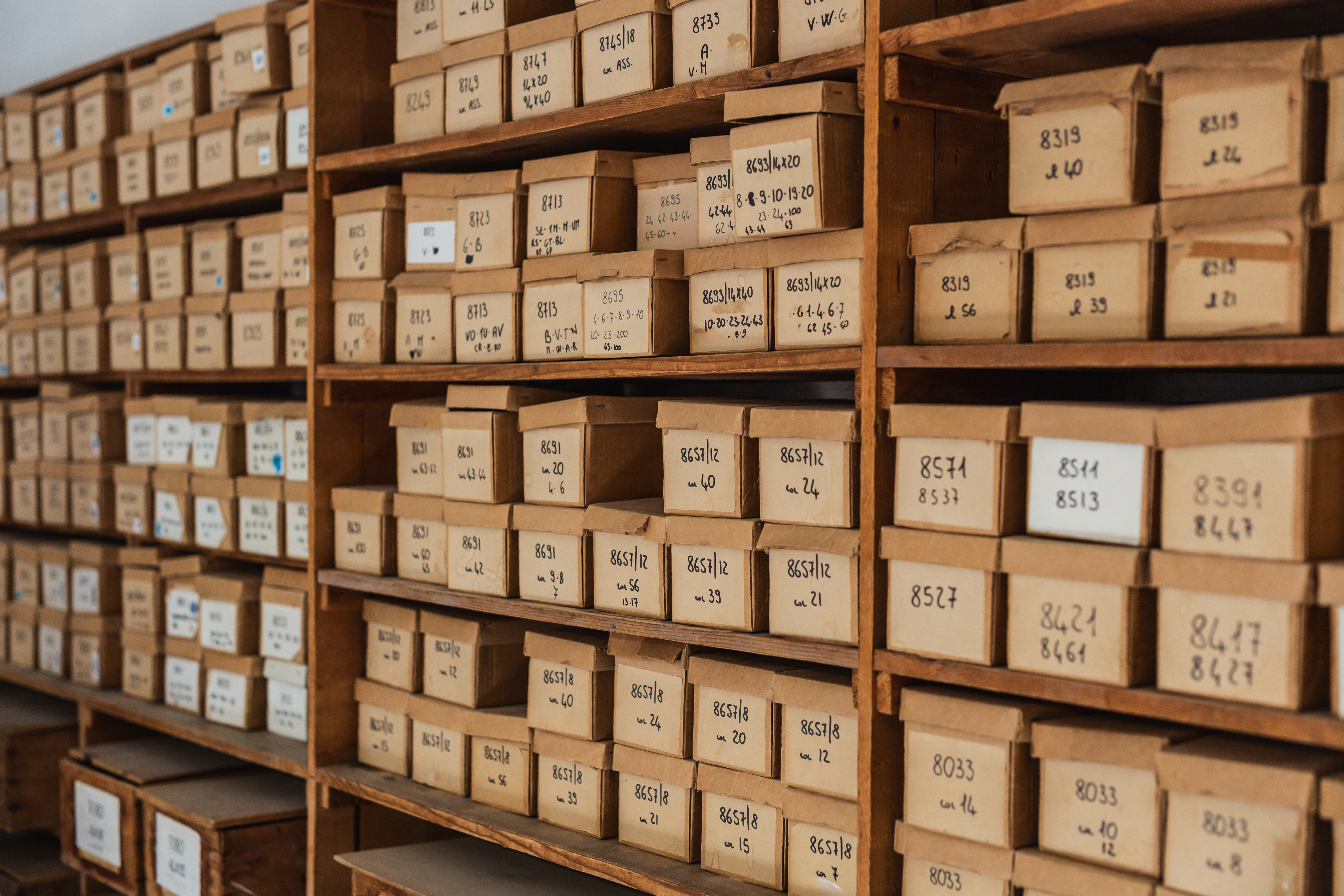 235 kg Papier pro Jahr! Mythos papierloses Büro?