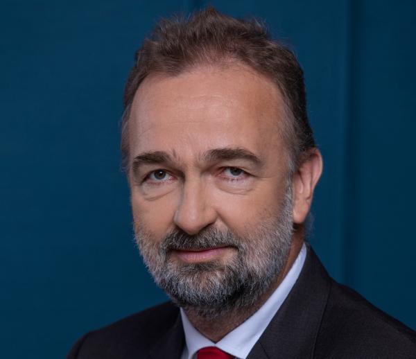 Erster Internationaler Immobilien Investment Kongress – Karl von Habsburg: „Warum wir wieder langfristige Strategien brauchen.“