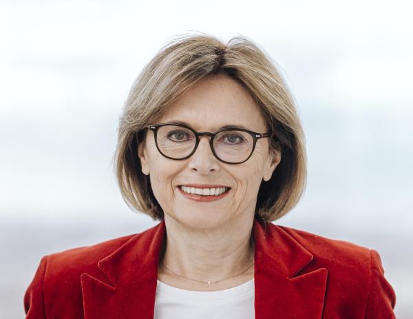 Internationaler Immobilien Investment Kongress in Wien: Staatssekretärin Susanne Kraus‐Winkler für Abschluss‐Keynote bestätigt