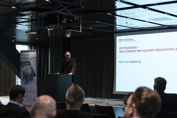 Fulminanter Auftakt des 1. Internationalen Immobilien Investment Kongress