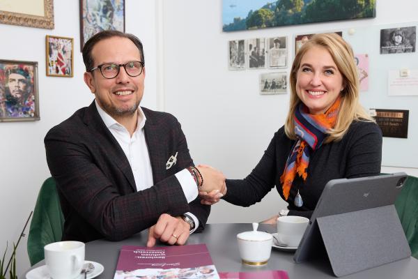 Silver Living und die Seniorenexpertin Samantha Riepl gehen Kooperation im Consulting ein